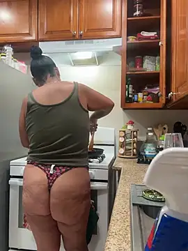 Jayybabyy97: διαδικτυακό σόου στην κάμερα