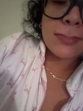 Jayybabyy97 Show in webcam