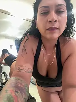 Jayybabyy97 Show in webcam