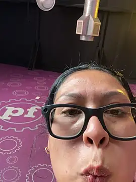 Chat XXX en directo de Jayybabyy97