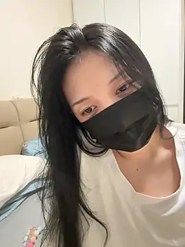 luobo046835 webcam show