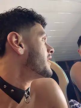 Chat XXX Live Martin_and_Santiago