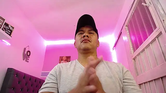 Show modela fuego_moro na web-kameri