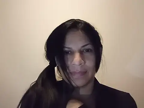 zaratx's Live XXX Chat