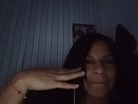 zaratx's Webcam Show