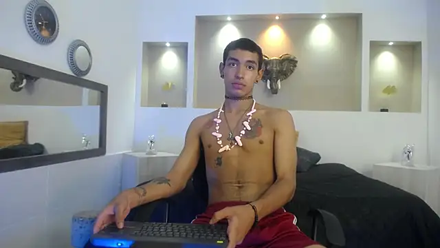 Вебкам-шоу kyler_mcgregor