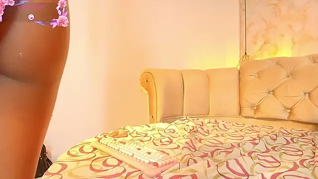 ariannaruiz's Webcam Show