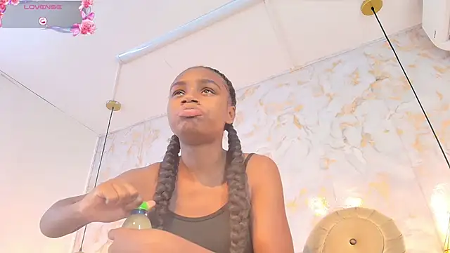 XXX chat uživo modela ariannaruiz