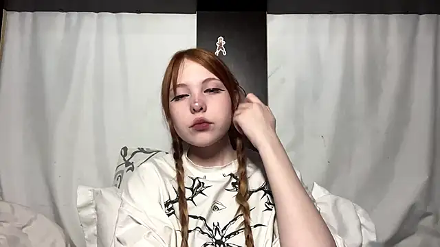 LittleEres webcam show