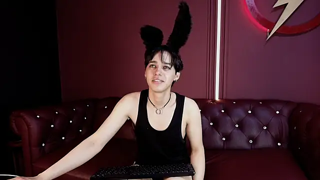fox_white_ Webcam show