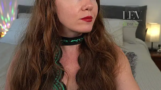 leverageurassets Chat XXX in diretta