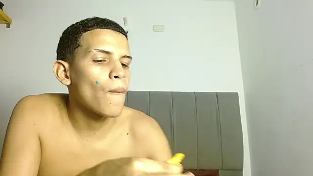 Jose_And_Daniel: вебкам-шоу