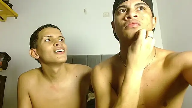 הופעת וובקאם של Jose_And_Daniel