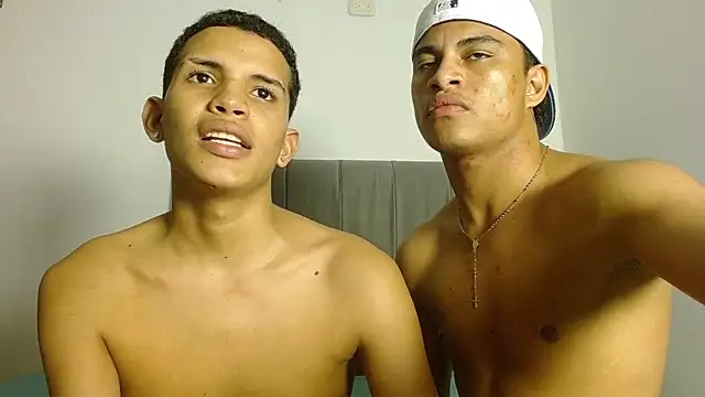 Jose_And_Daniel's Webcam Show