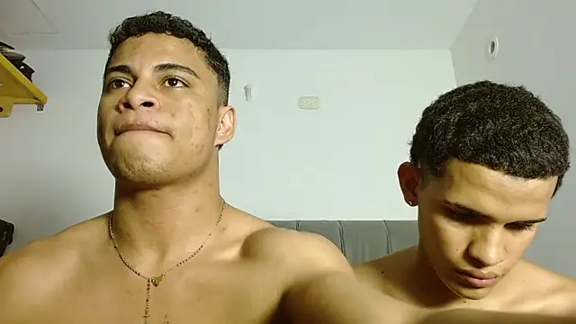 Jose_And_Daniel – webcam-show