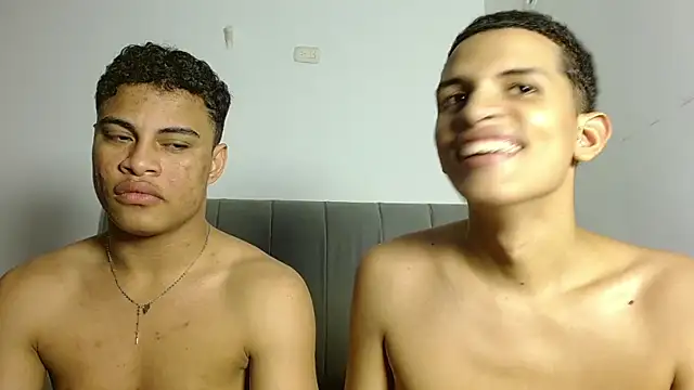 Jose_And_Daniel's Webcam Show