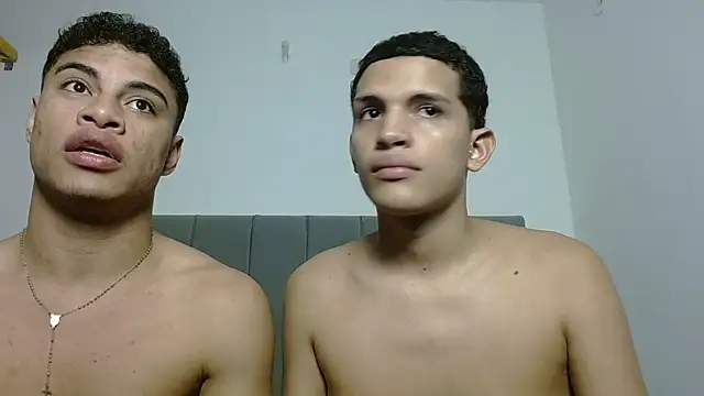Jose_And_Daniel's Webcam Show
