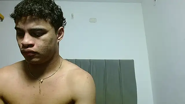 Jose_And_Daniel's Webcam Show