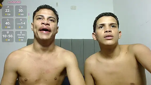 Jose_And_Danielのウェブカメラショー