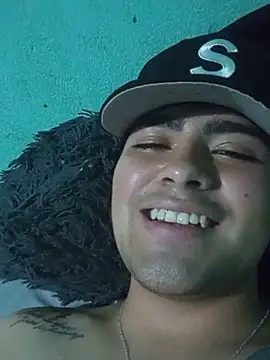 Show modela Guero_1203 na web-kameri