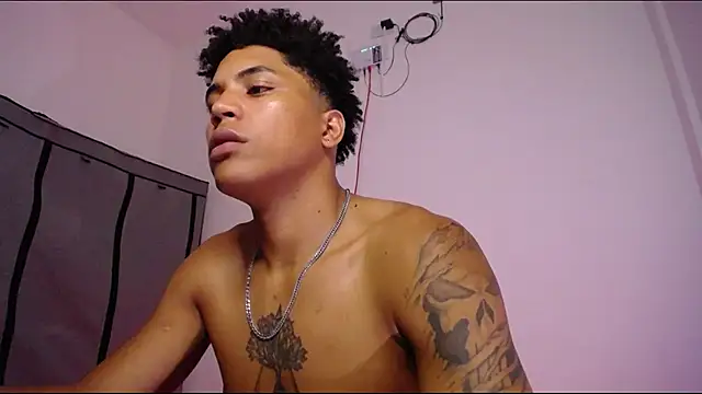 Show de LatinEvanoBBC na webcam