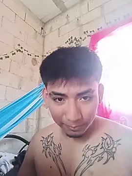 Julio_mam's Webcam Show
