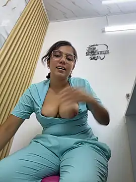Show de babysaritaa na webcam