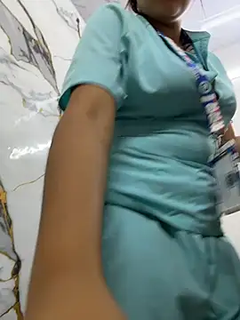 Chat XXX en directo de babysaritaa