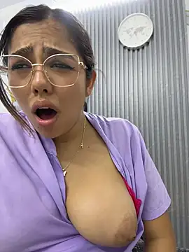 babysaritaa's Live XXX Chat