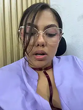 babysaritaa's Live XXX Chat
