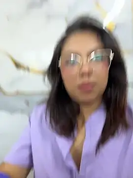 Chat XXX Live babysaritaa