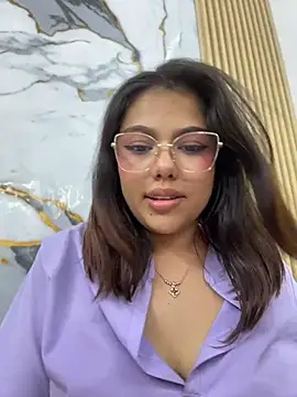 Pertunjukan Kamera Web babysaritaa