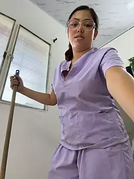 Czat XXX na żywo – babysaritaa