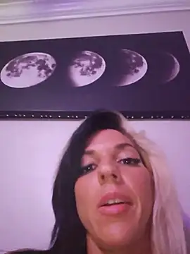 lil_jiggly Webcamshow