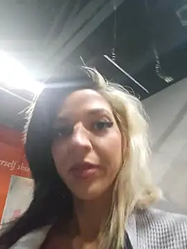 Show Webcam de lil_jiggly