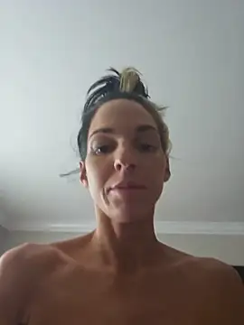 lil_jiggly Webcam Show