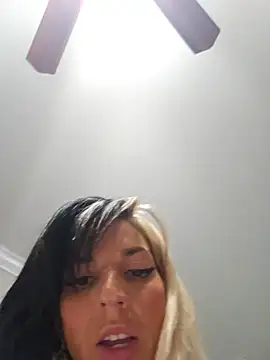 lil_jiggly Webcamshow