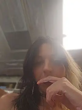 lil_jiggly's Webcam Show