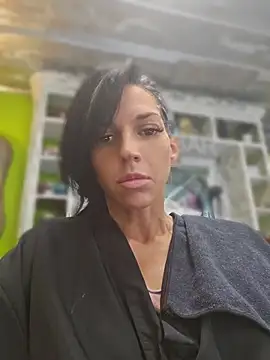 دردشة lil_jiggly الجنسية المباشرة