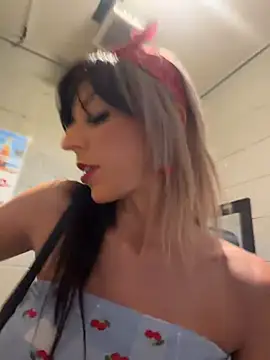 Show Webcam de lil_jiggly