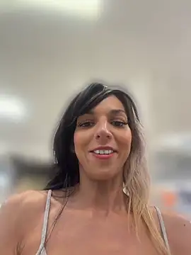 lil_jiggly's Webcam Show