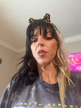 lil_jiggly 在線直播表演