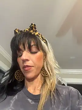lil_jiggly webcam show