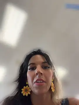 lil_jiggly's Webcam Show