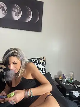 lil_jiggly's Webcam Show
