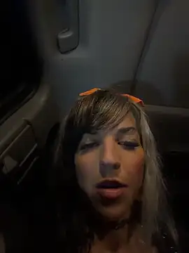 lil_jiggly's Webcam Show