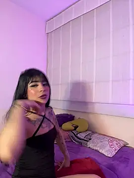 -Brittanny Pertunjukan Webcam