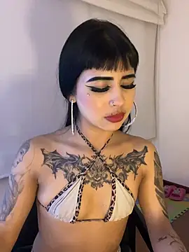 -Brittanny Webcam Show