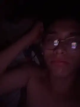 Show modela Angeloivan0 na web-kameri
