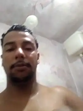 Show modela Freakywakewake na web-kameri